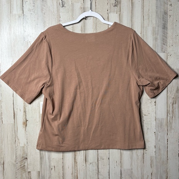 Old Navy Women's Brown Fitted Layer Elbow-Sleeve Scoop
Neck Top Size XXL NWT! - Picture 8 of 14